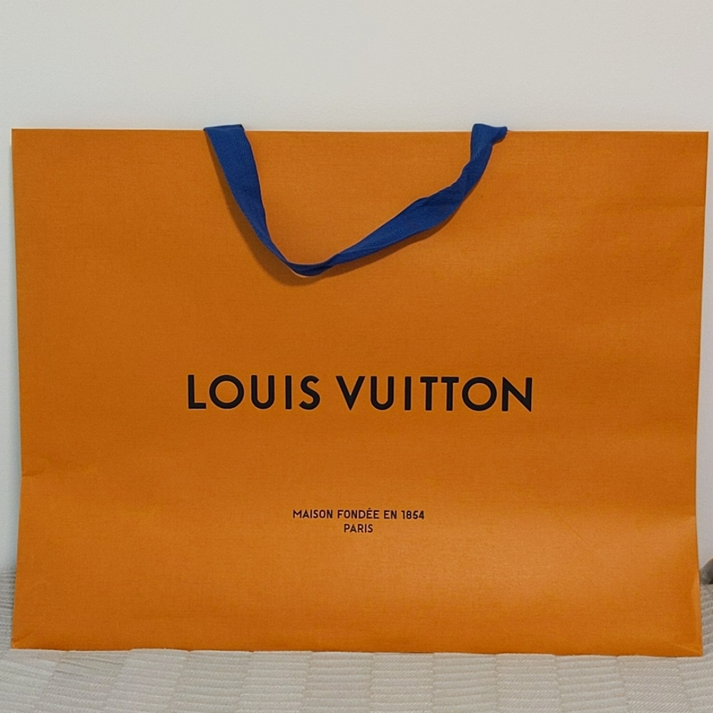 Louis Vuitton packaging shopping bag XL